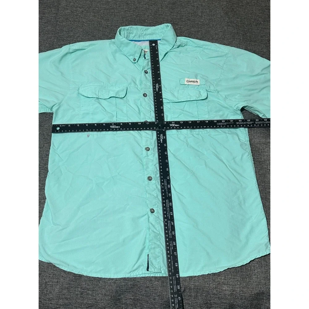 Magellan Outdoors Relaxed Fit Men's L Light Blue Short Sleeve Shirt - Picture 2 of 5